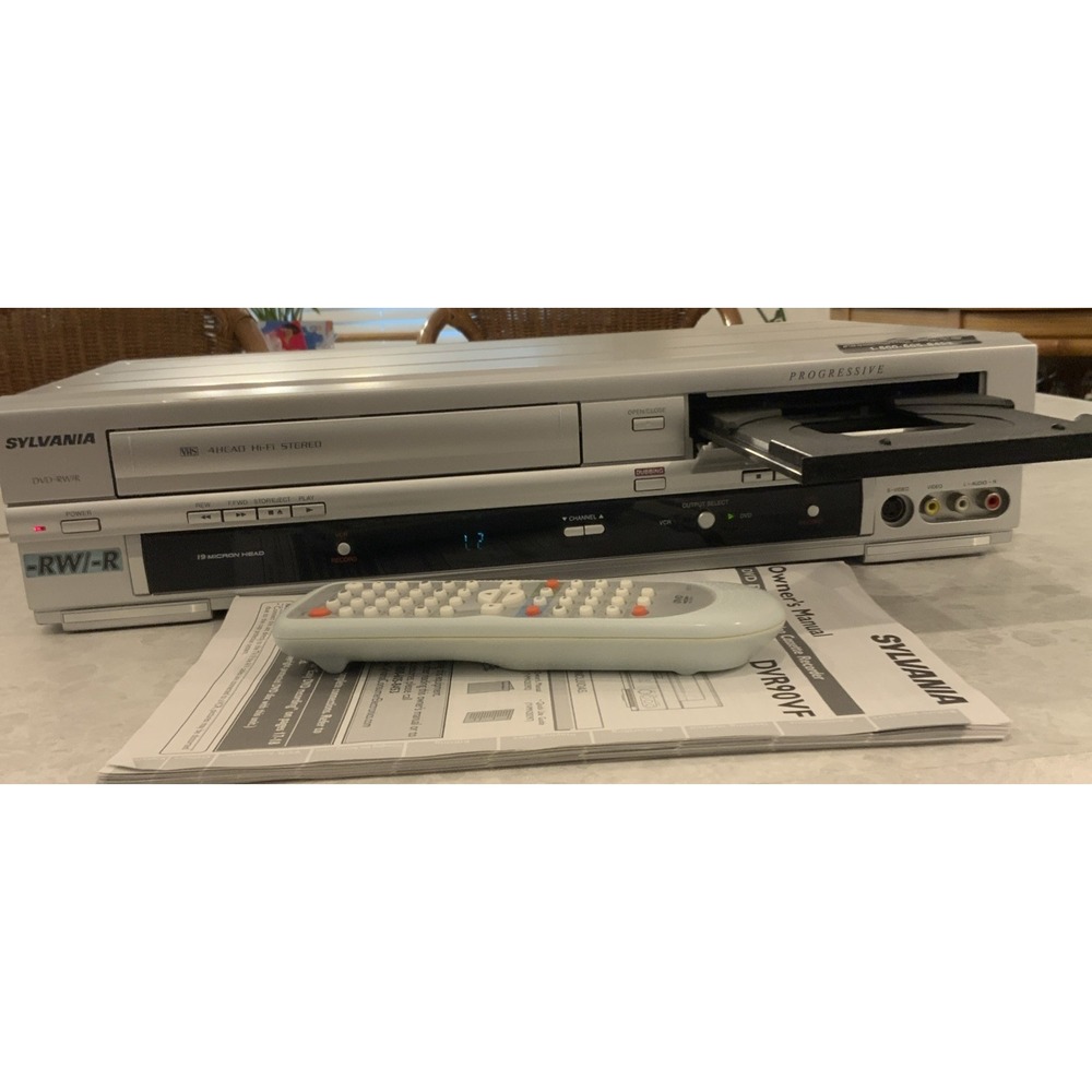 Sylvania Video Cassette Recorder/DVD DVR90VF